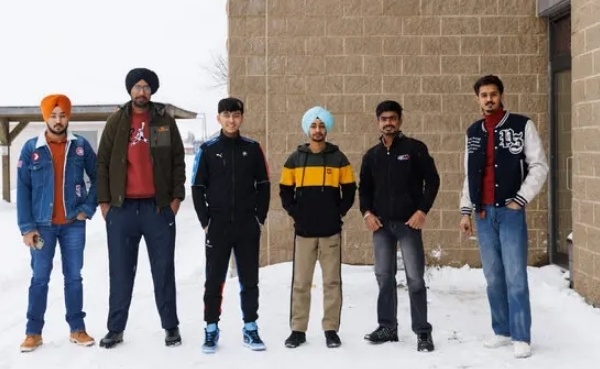 印度留学生正“席卷”加拿大高校