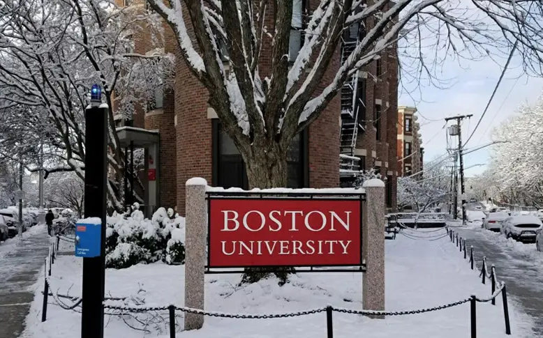 波士顿大学.png