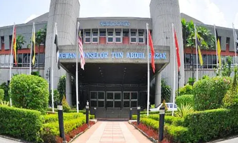 马来西亚国民大学选课要求是什么？